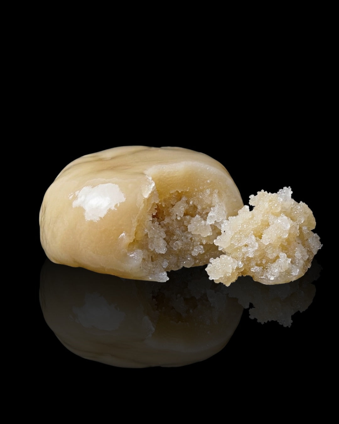 WHITE PIATELLA